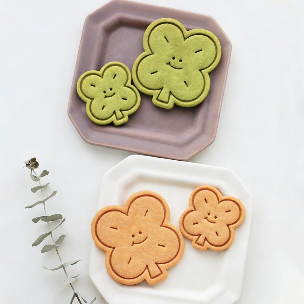 Lucky Four-Leaf Clover Cookie  - Kitchen Baking Products review and price