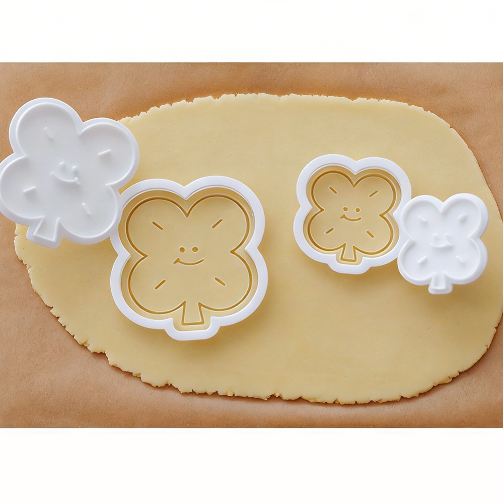 Lucky Four-Leaf Clover Cookie  - Kitchen Baking Products review and price